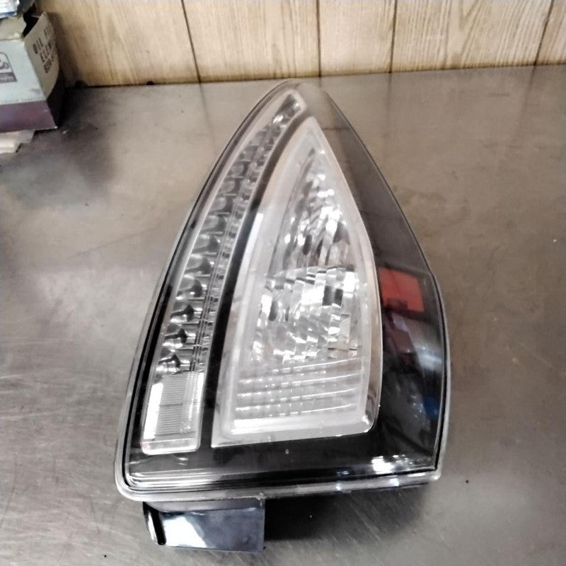 Tail Light Assembly MAZDA 5 Right 08 09 10