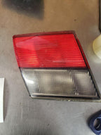 Tail Light Assembly SAAB 9-5 Left 99 00 01