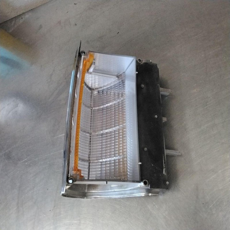 Fog/mark/park/turn Light/lamp FORD FULL SIZE Left 73