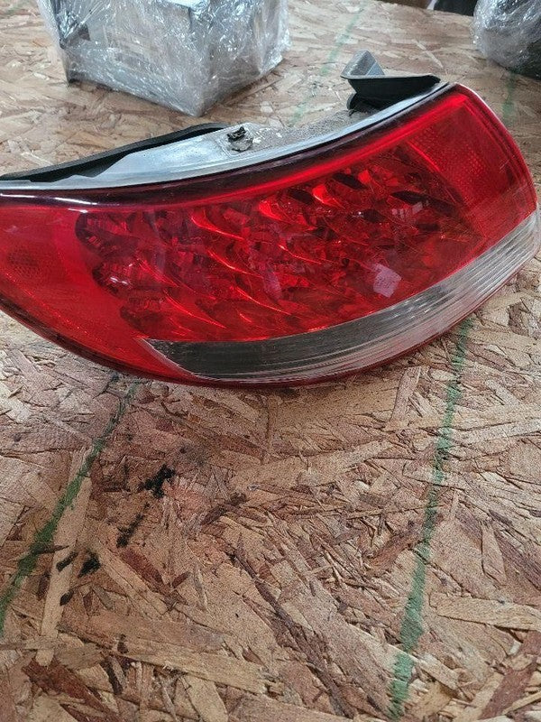 Tail Light Assembly HYUNDAI AZERA Left 06 07 08 09