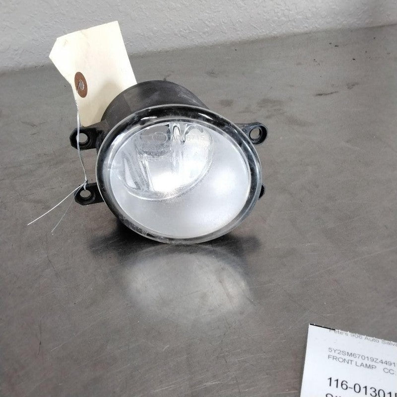 Fog/mark/park/turn Light/lamp PONTIAC VIBE Right 09 10