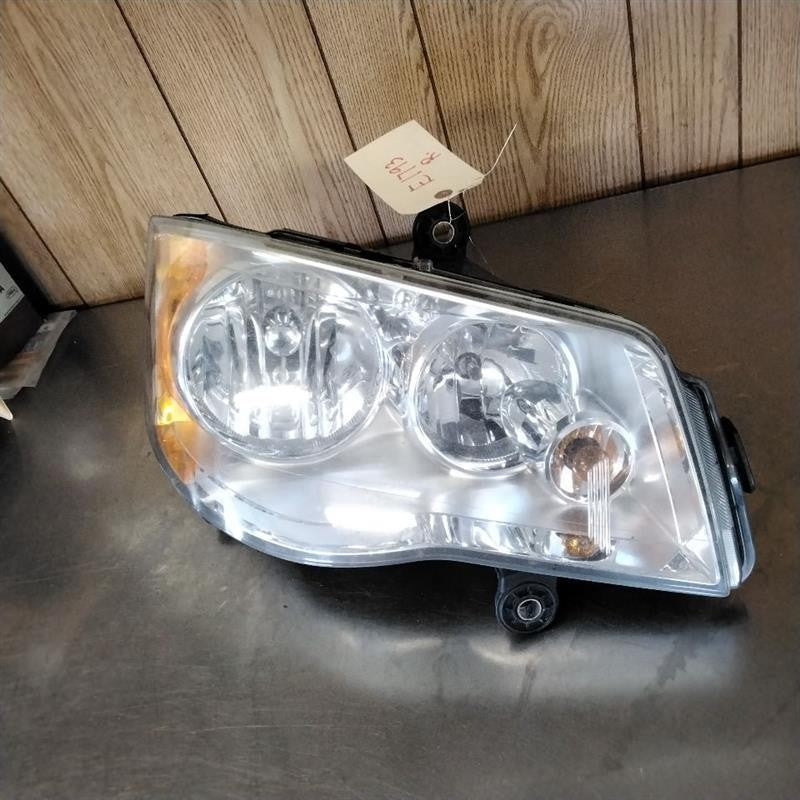 Headlamp Assembly CHRYSLER TOWN CNTRY Right 08 09 10 11 12 13 14 15 16