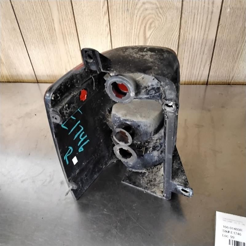 Tail Light Assembly JEEP GRAND CHEROKEE Right 93 94 95 96 97 98