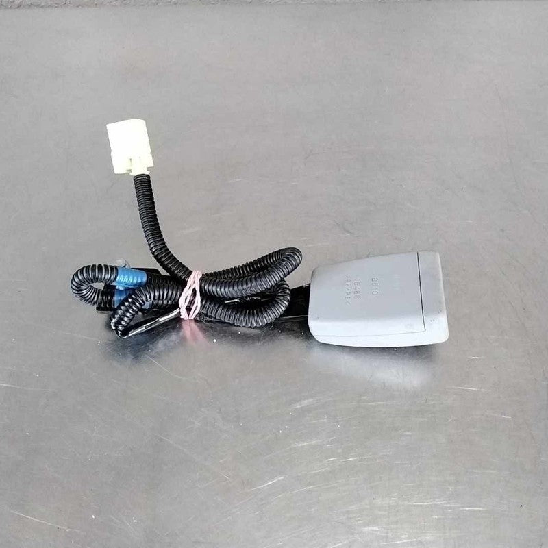 2009-2013 Subaru Forester Right Front Seat Belt Buckle OEM#64631SC000A