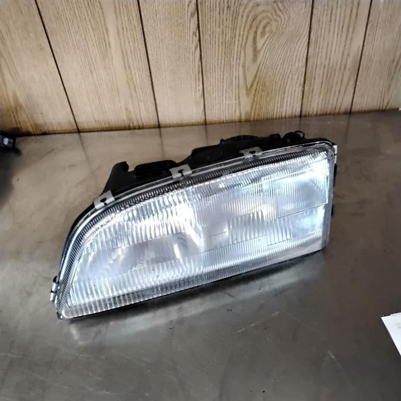 Headlamp Assembly VOLVO 70 SERIES Left 98 99 00 01 02 03 04
