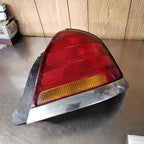 Tail Light Assembly FORD CROWN VICTORIA Right 98 99 00 01 02 03