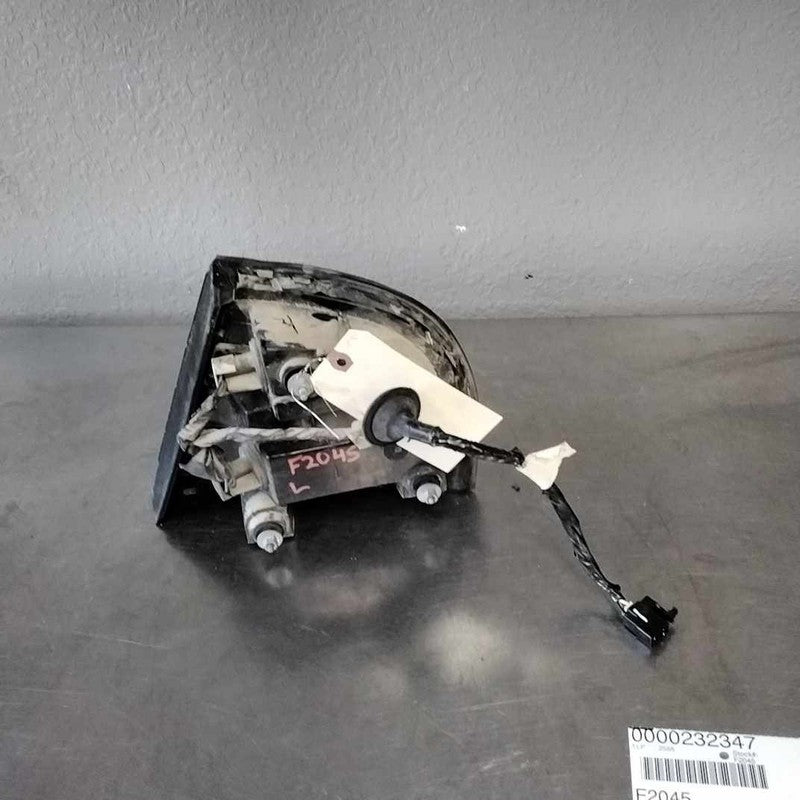 Tail Light Assembly BUICK PARK AVE Left 98 99 00 01 02 03 04