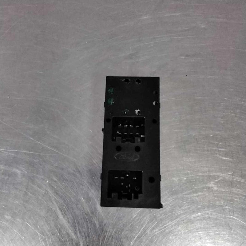 Door Switch Front FORD EXPEDITION 03 04 05 06