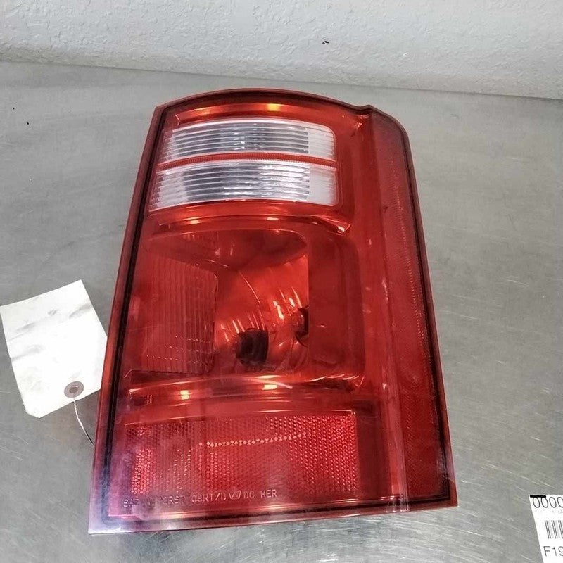 Tail Light Assembly DODGE CARAVAN Right 08 09 10