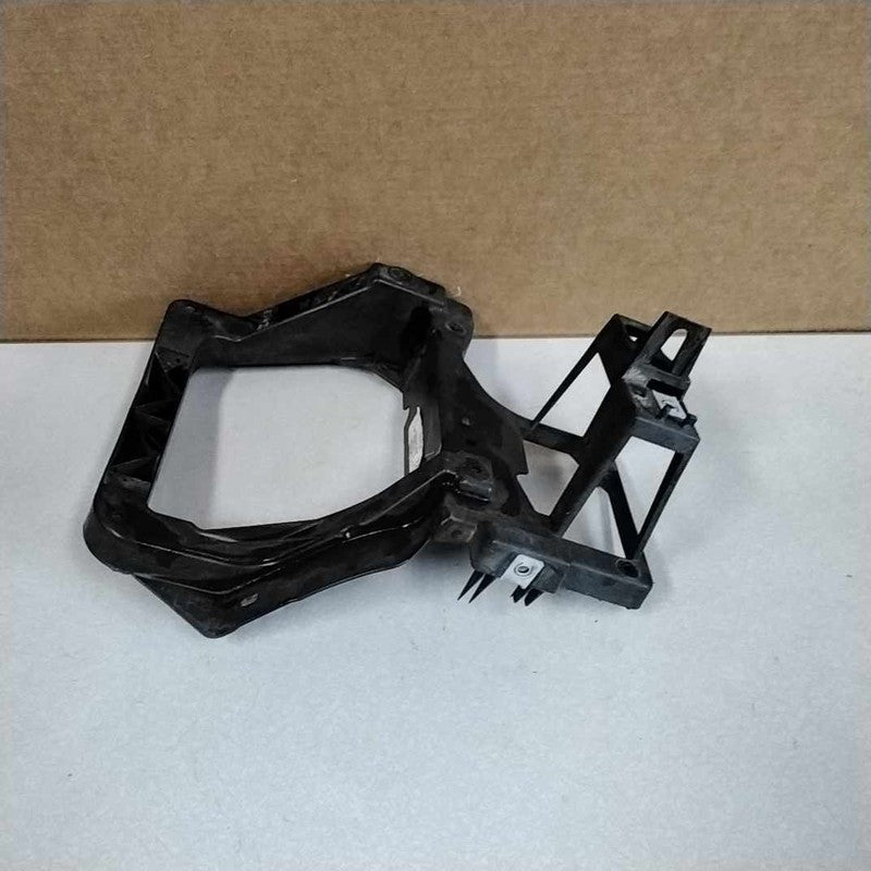 2016 Jeep Cherokee Left Headlamp Mounting Bracket OEM #T510011AE