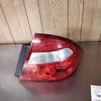 Tail Light Assembly FORD 500 Right 05 06 07