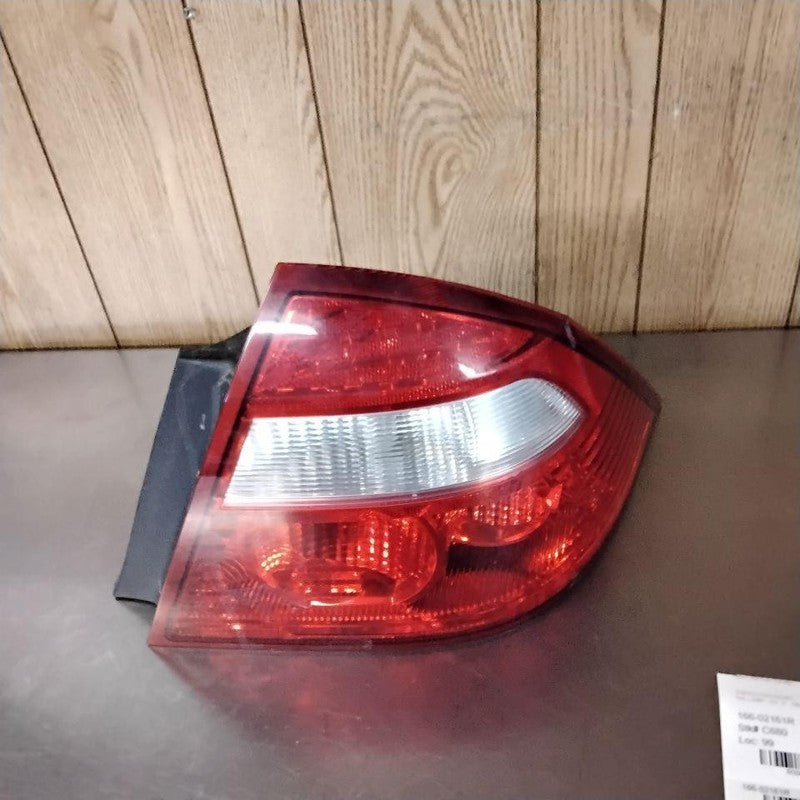 Tail Light Assembly FORD 500 Right 05 06 07