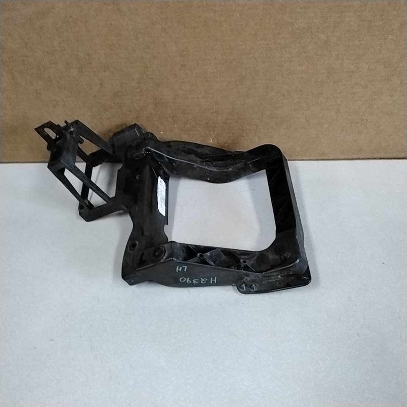2016 Jeep Cherokee Left Headlamp Mounting Bracket OEM #T510011AE