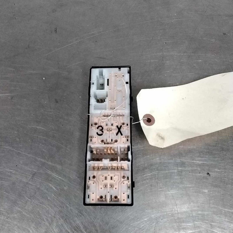 Door Switch Front ROGUE EXCEPT SPORT 11 12 13 14 15