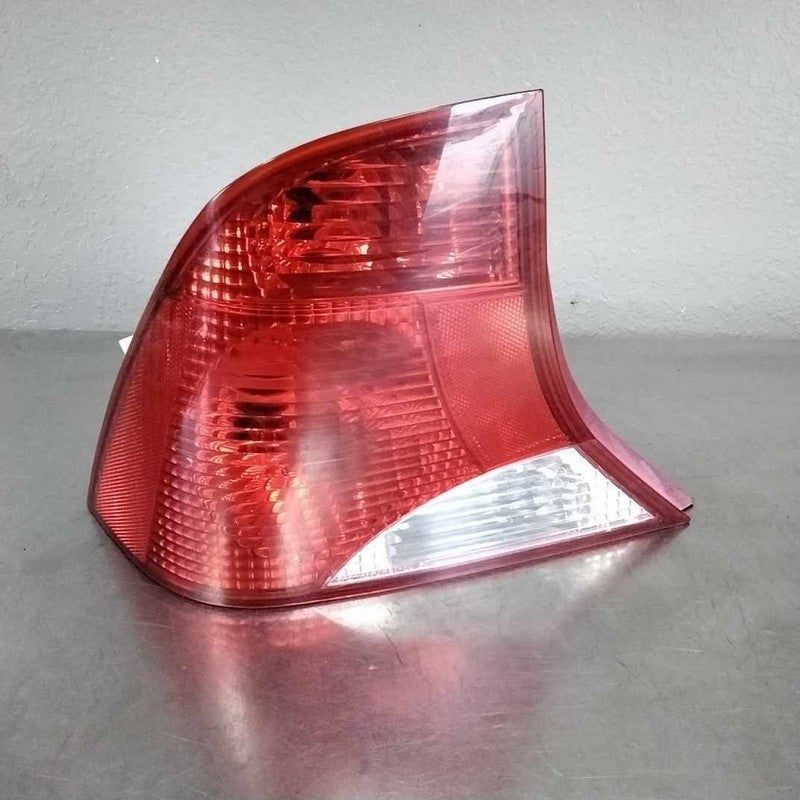 2000-2004 Left Tail Light Assembly Ford Focus