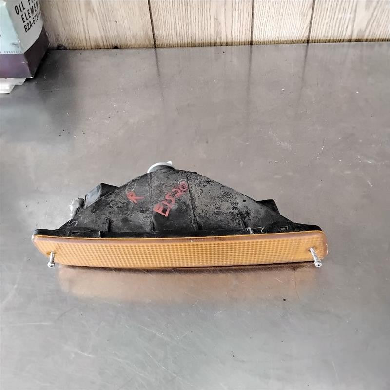 Fog/mark/park/turn Light/lamp TOYOTA LAND CRUISER Right 91 92 93 94 95