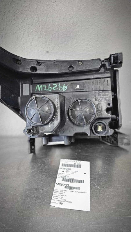 2015-2020 GMC Yukon Denali XL 1500 Right Headlamp Assembly OEM# 845640