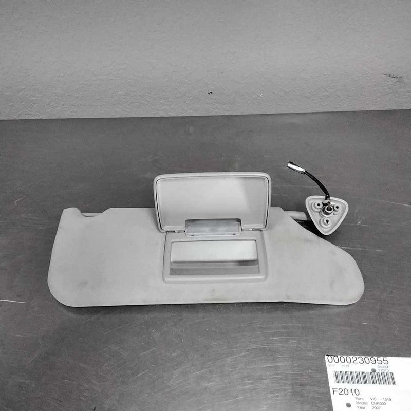 Sun Visor CHRYSLER 300 Right 05 06 07