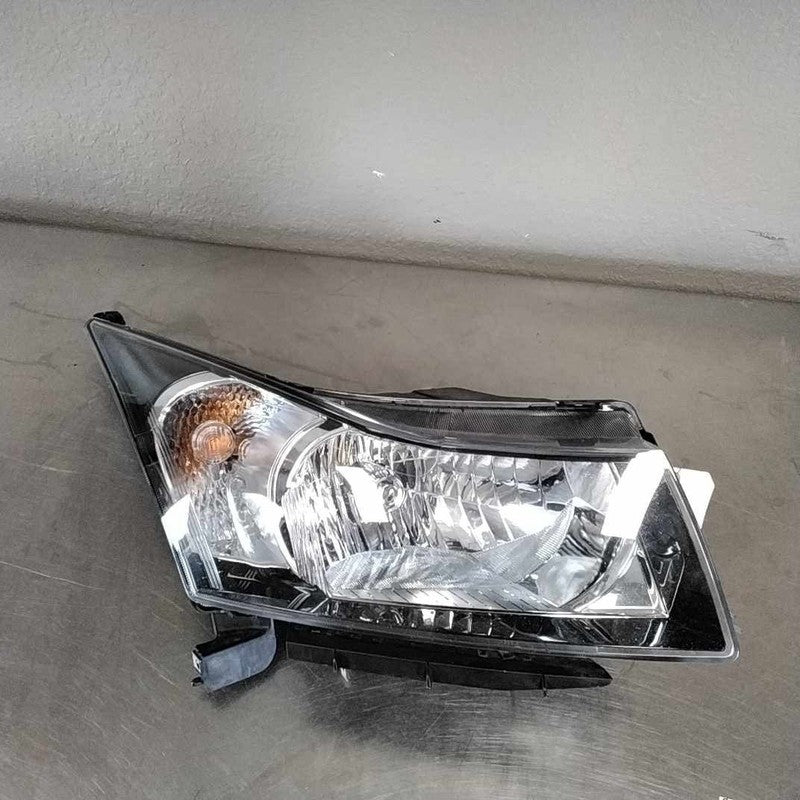 Headlamp Assembly CHEVY CRUZE Right 12 13 14 15 16