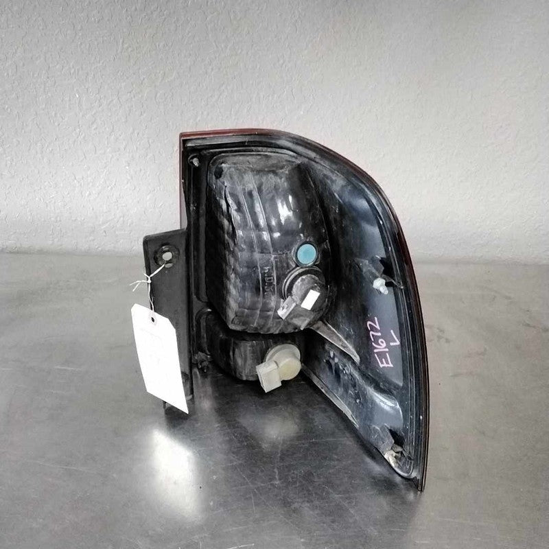 2003-2006 Left Tail Light Assembly Ford Expedition
