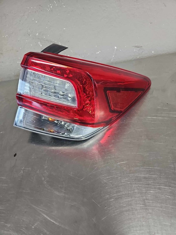 2018-2019 Subaru XV Crosstrek Right Quarter Tail Light Assembly OEM# 8