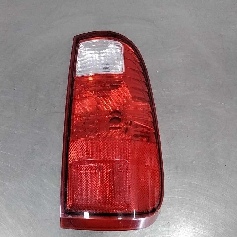 2008-2016 Ford F250 Super Duty Right Tail Light Assembly