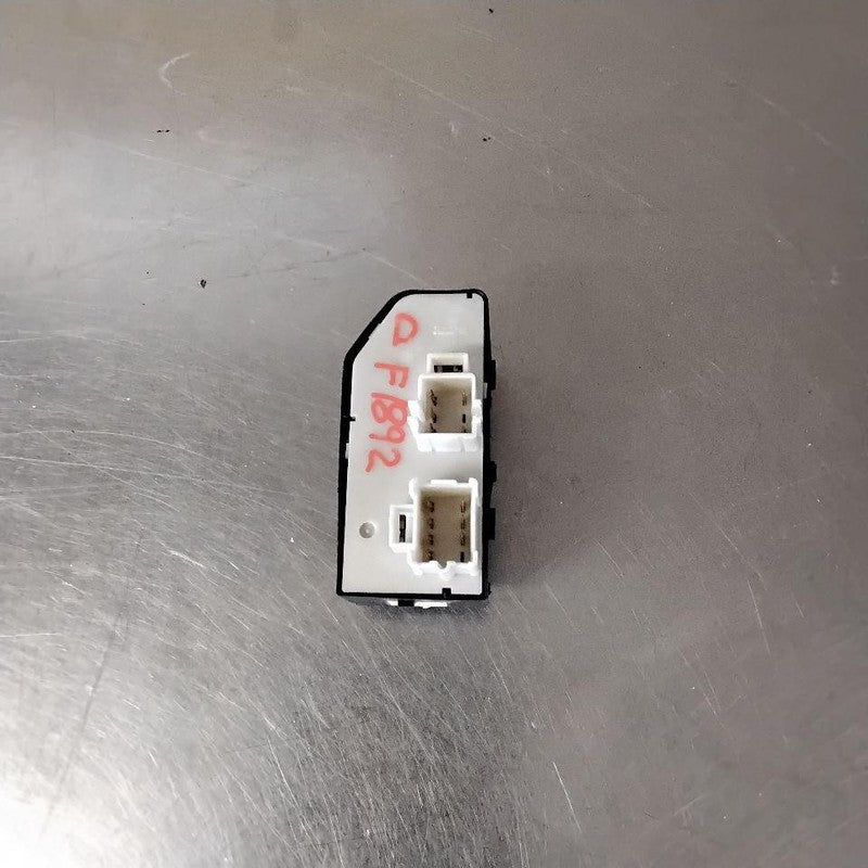 Door Switch Front CHEVY LUMINA 95 96 97 98 99 00 01