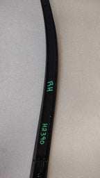 2014-2023 Jeep Cherokee Right Wiper Arm OEM# 68197137AB