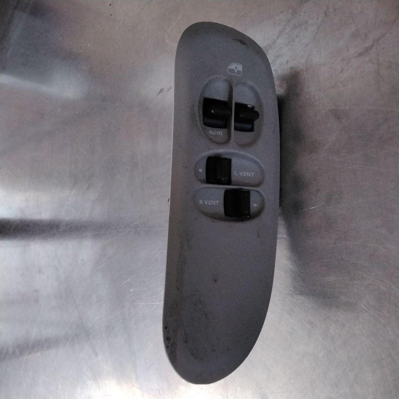 Door Switch Front CHRYSLER TOWN CNTRY 04 05 06 07