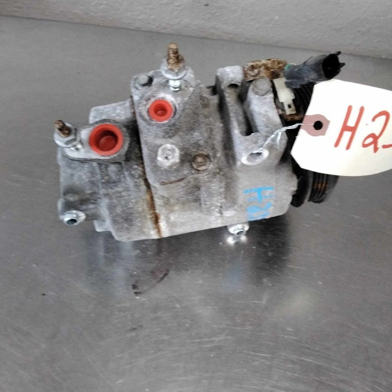 2017-2018 Ford Fusion A/c Air Compressor OEM#DS7Z19703B