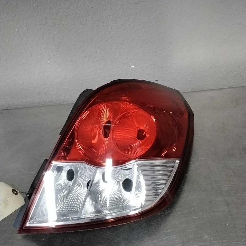 2012 Chevy Captiva Right Tail Light Assembly OEM #96830930