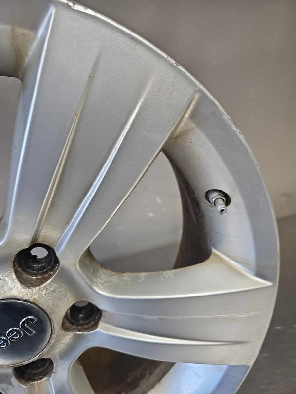 2011-2017 Jeep Compass Wheel OEM# 1LT46GSAAC #560-2380C
