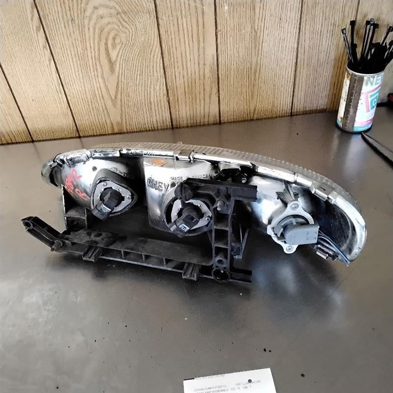1995-2001 Chevrolet Lumina Right Headlamp Assembly OEM#10420376