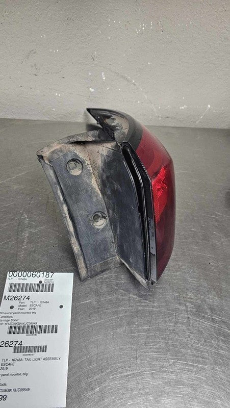 2019 Ford Escape Right Tail Light Assembly OEM # GJ5Z13404H