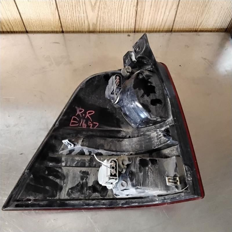Tail Light Assembly FORD FREESTAR Right 04 05 06 07