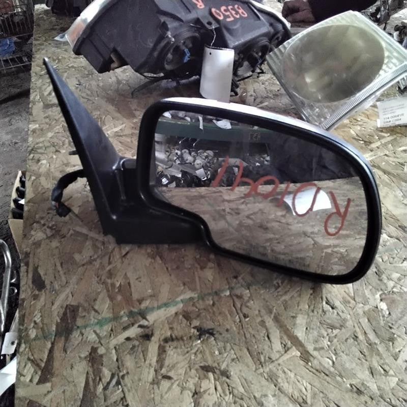 Door Mirror GMC YUKON Right 00 01 02