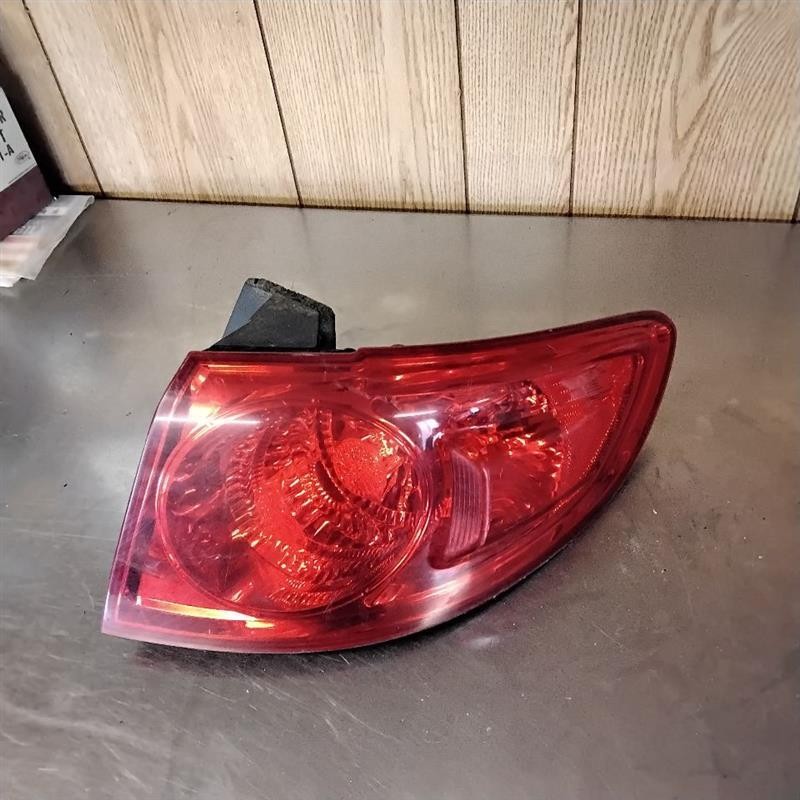 Tail Light Assembly HYUNDAI SANTA FE Right 07 08 09