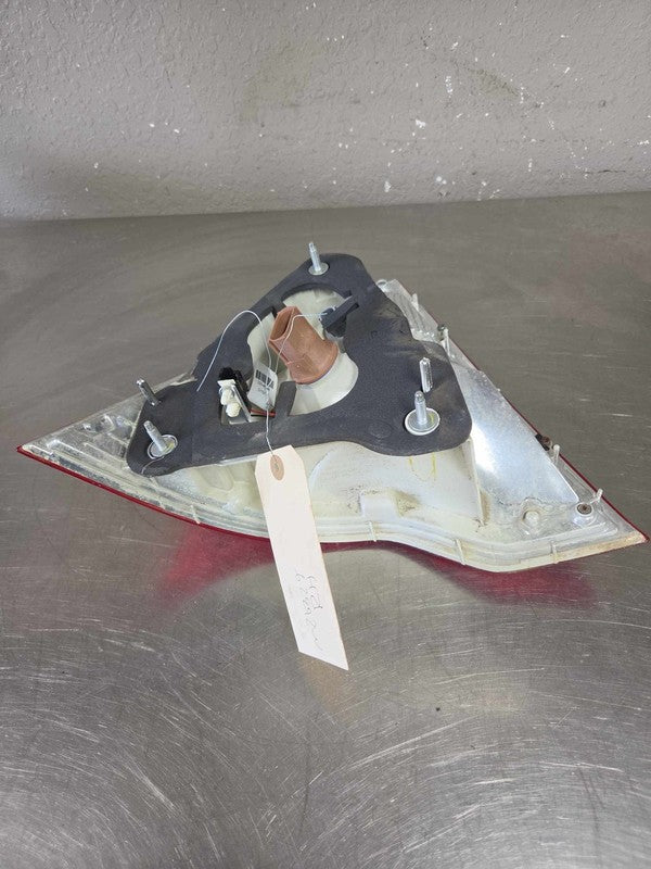 2010-2012 Ford Fusion Right Tail Light Assembly