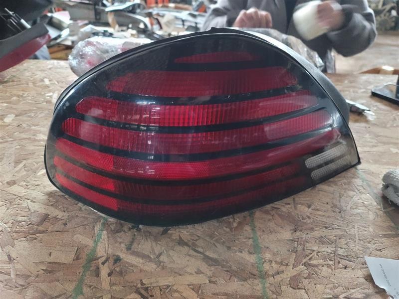 Tail Light Assembly PONTIAC GRAND AM Left 99 00 01 02 03 04 05