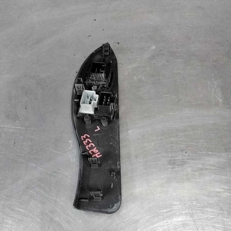 Door Switch Front DODGE NEON 00 01 02 03 04 05