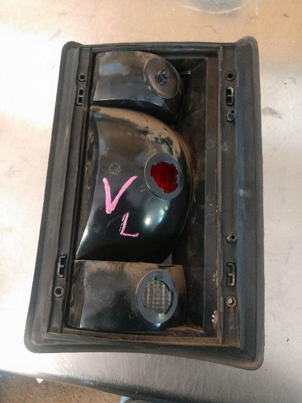 Tail Light Assembly FORD VAN E150 Left 05 06 07 08 09 10 11 12 13 14