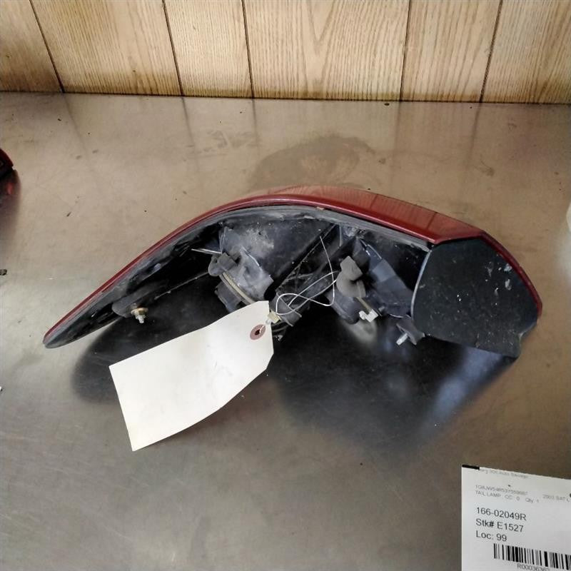 Tail Light Assembly SATURN L SERIES Right 03 04 05