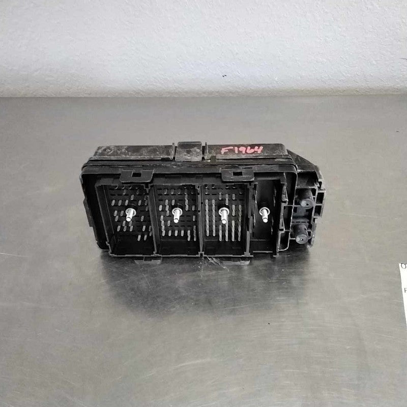 07 Pontiac G6 Engine Fuse Box OEM#15859580