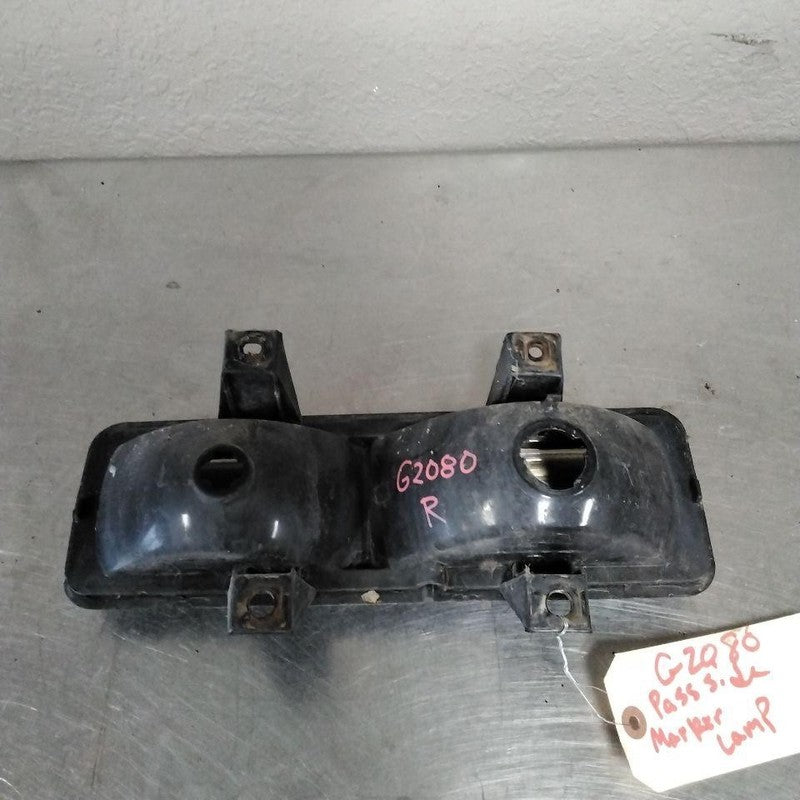 Fog/mark/park/turn Light/lamp SUBURBAN 1500 Right 89 90 91
