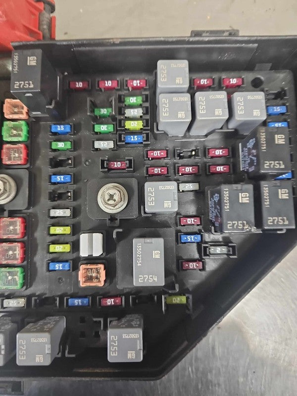 2009 Chevrolet Traverse Engine Fuse Box OEM#25909568