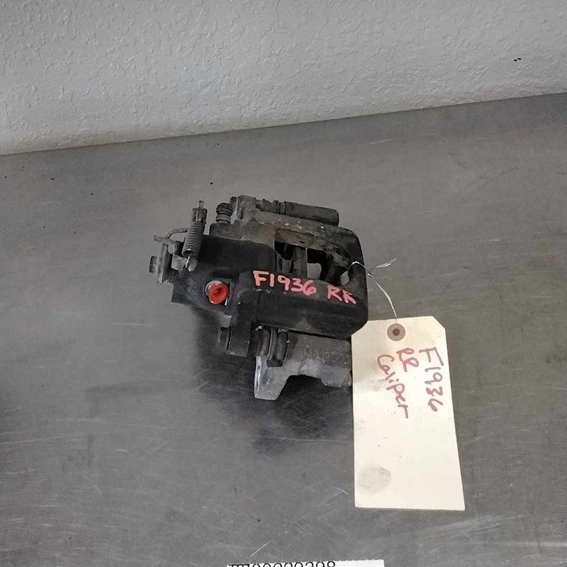 Caliper CHRYSLER TOWN CNTRY Right 08 09 10 11 12 13 14 15 16