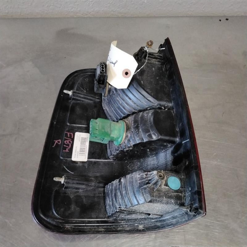 Tail Light Assembly FORD PICKUP F150 Right 04 05 06 07 08