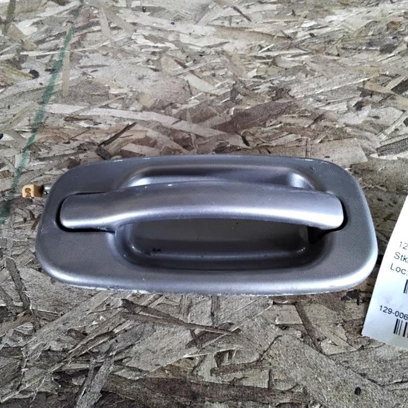 Outside Door Handle CHEVY/GMC SUBURBAN 1500 SERIES Right 00 01 02 03 0