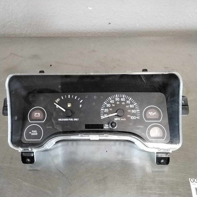 Speedometer JEEP CHEROKEE 97 98