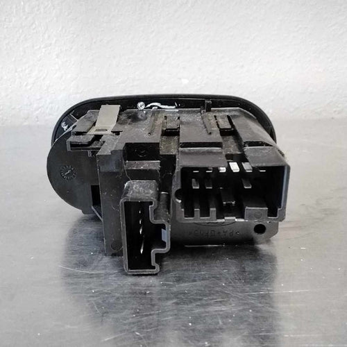 2003-2006 Headlight Switch (dash Mtd) Ford Expedition
